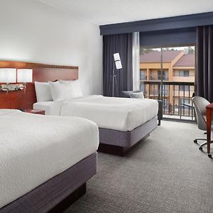 Queen Room Two Queen Beds